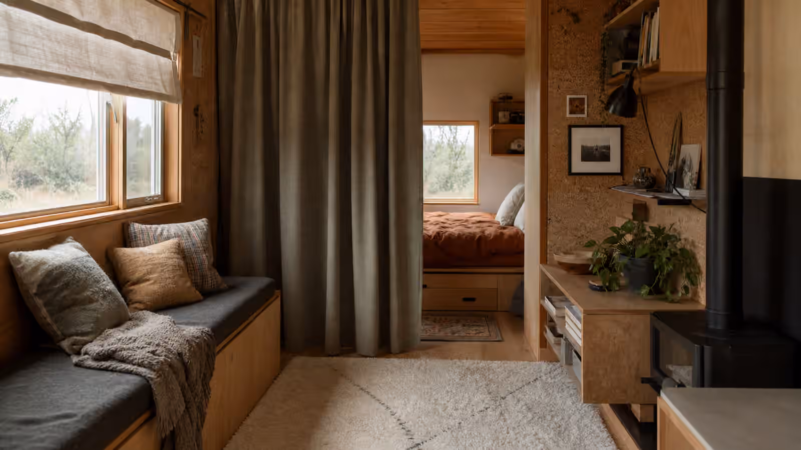 Tiny Home Acoustic Privacy Planning: Sound Control, Doors, and Quiet Zones